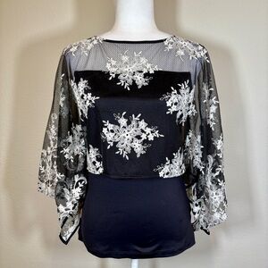 Anne Fontaine Black and White Floral Lace Blouse Size 4-6